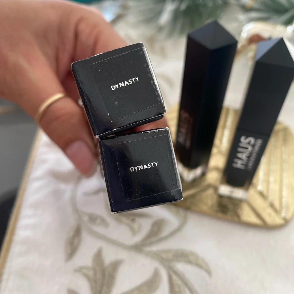 HAUS LABORATORIES BY LADY GAGA 2 GLAM ATTACK LIQUID EYESHADOW DYNASTY EMERALD